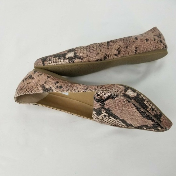 COPY - New Steve Madden Feather Flats Snakeskin Sz 7.5 - Picture 9 of 11